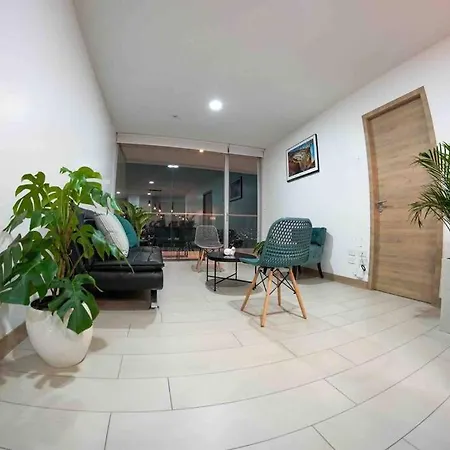 Suite Lujosa Edificio One Piso 21 Quito- Ecuador
